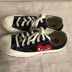 Comme des Garçons PLAY